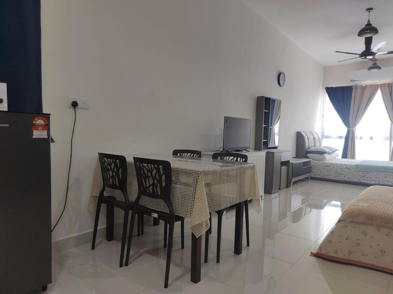 Studio Suite Homestay Klia 雪邦 外观 照片